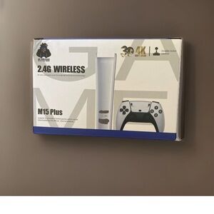M15 Plus 2.4G Wireless Game Controller - White & Black